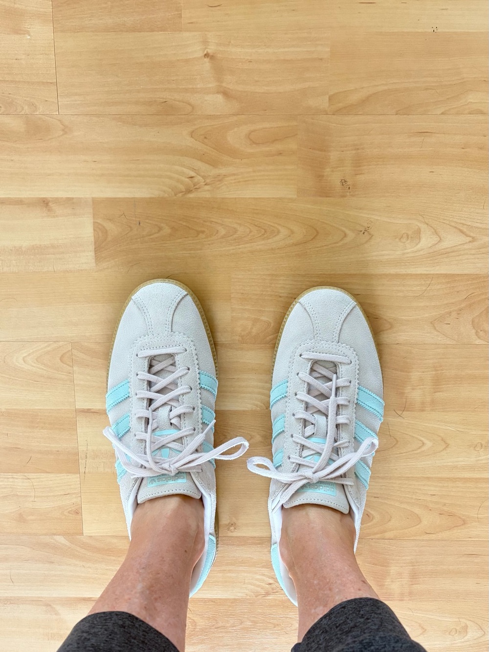 adidas Women’s Samba light pink  Casual Sneaker - Classic Comfort
